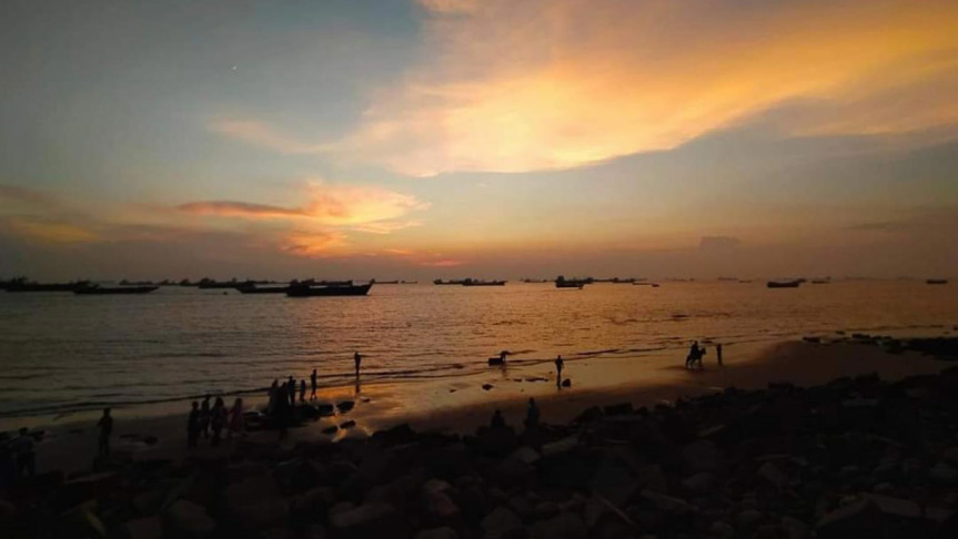 Photo of Patenga Beach in Cox’s Bazar Travel Tips