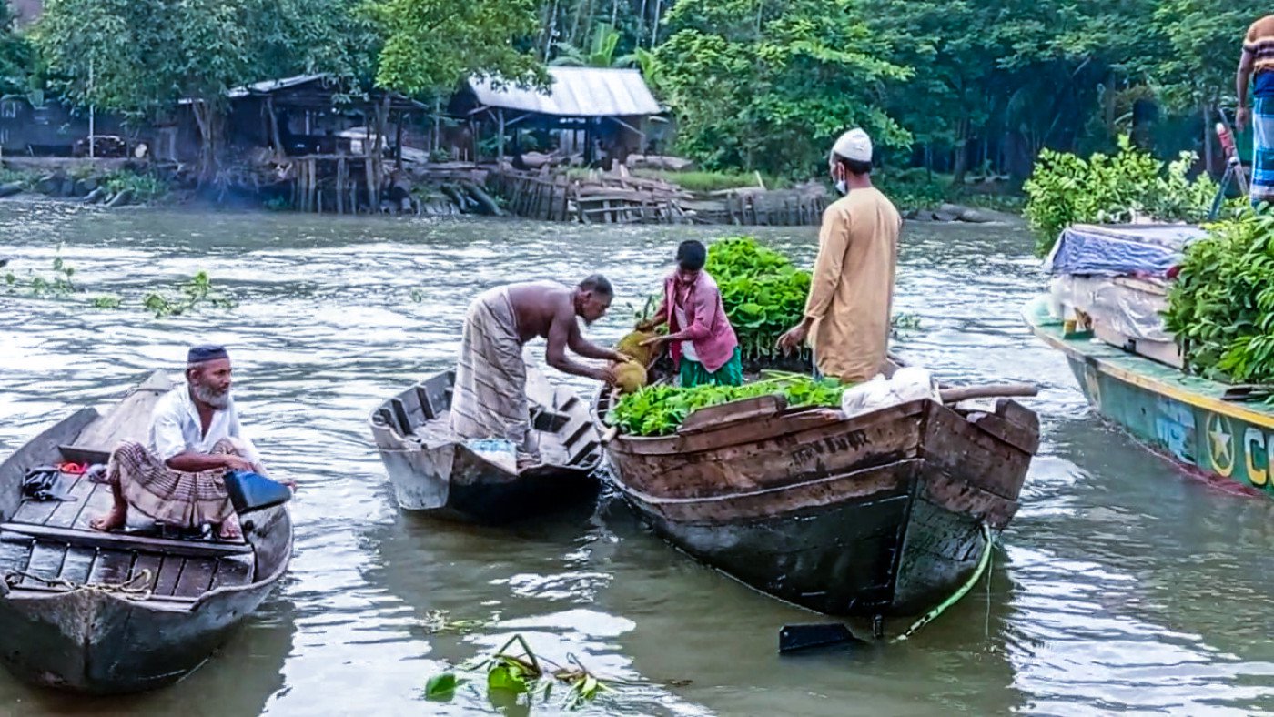 Let's go to the Southern Floating Market In Bangladesh